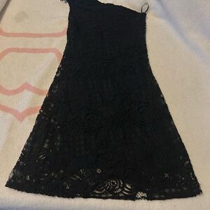 Elegant Black Lace Dress with Beads on 1 Shoulder size S
